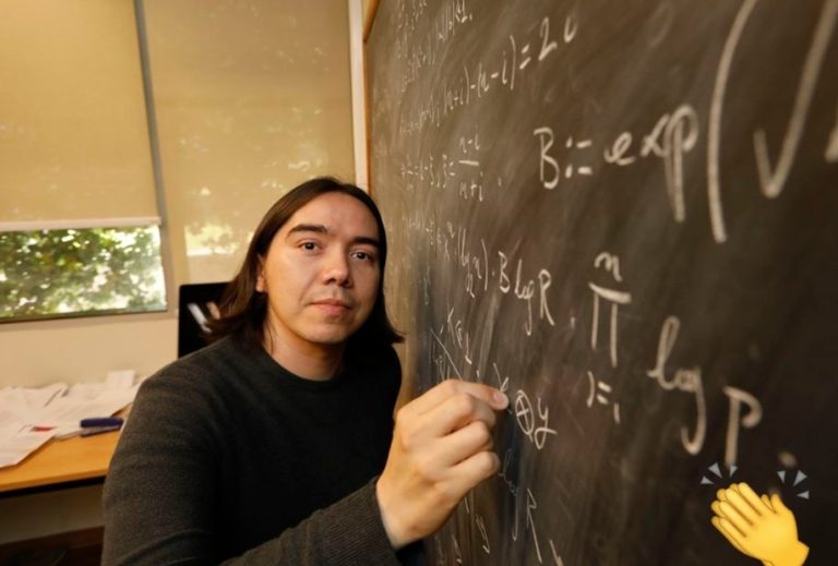 Investigador chileno recibe prestigioso reconocimiento internacional en matemáticas tras resolver un «problema sin solución»