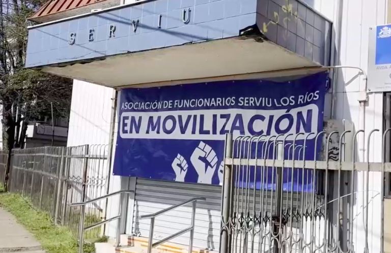 Funcionarios del Serviu Los Ríos inician Paro Indefinido por demandas laborales incumplidas