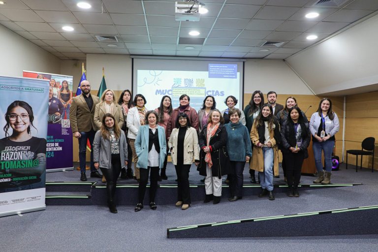 En Santo Tomás abordaron las relaciones de género en establecimientos de enseñanza media