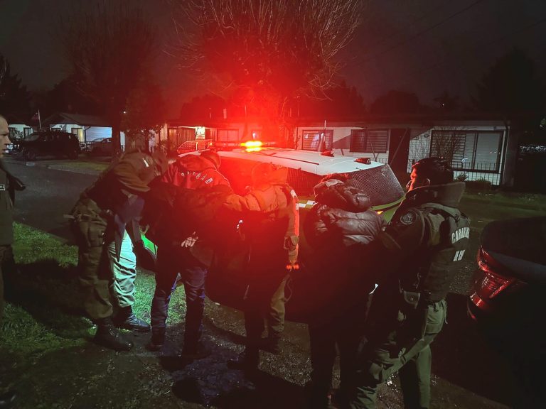 Detienen a dos personas en Valdivia por microtráfico, maltrato a Carabineros y conducción bajo la influencia del alcohol