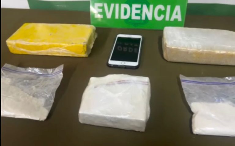 Detienen a mujer con tres kilos de droga en La Unión