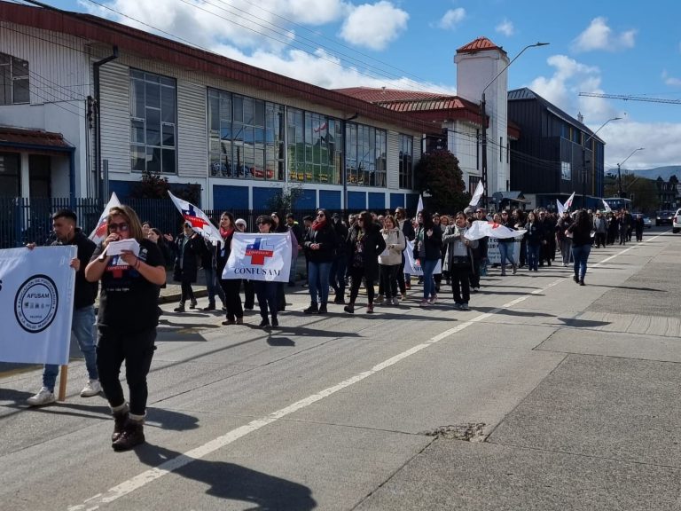 Paro de la Confusam cumple su segundo día con 100% de las comunas adheridas en Los Ríos