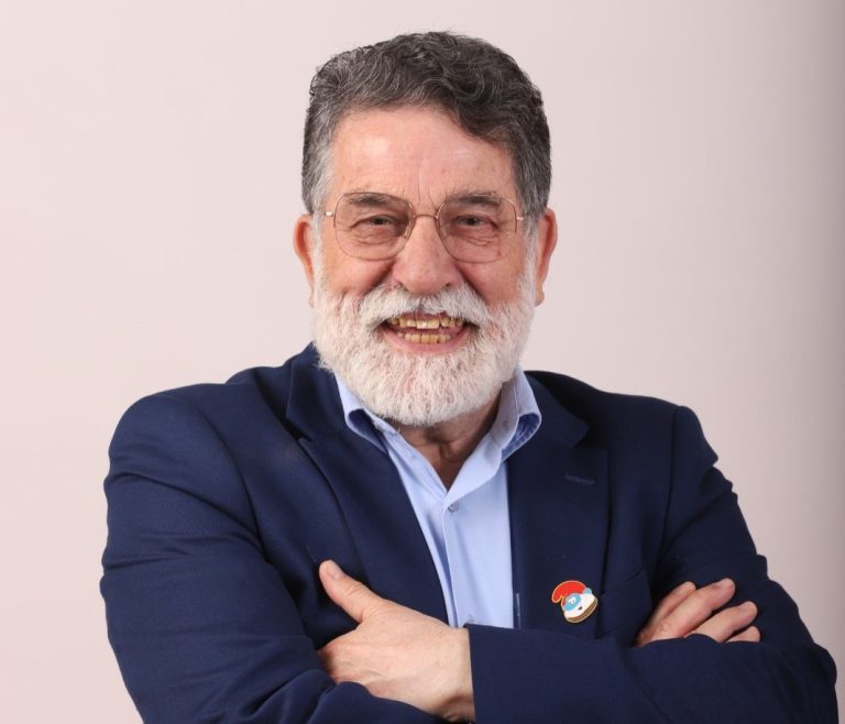 Luis Cuvertino lanza su campaña de reelección como Gobernador Regional en el Gimnasio San Pedro de Valdivia este sábado