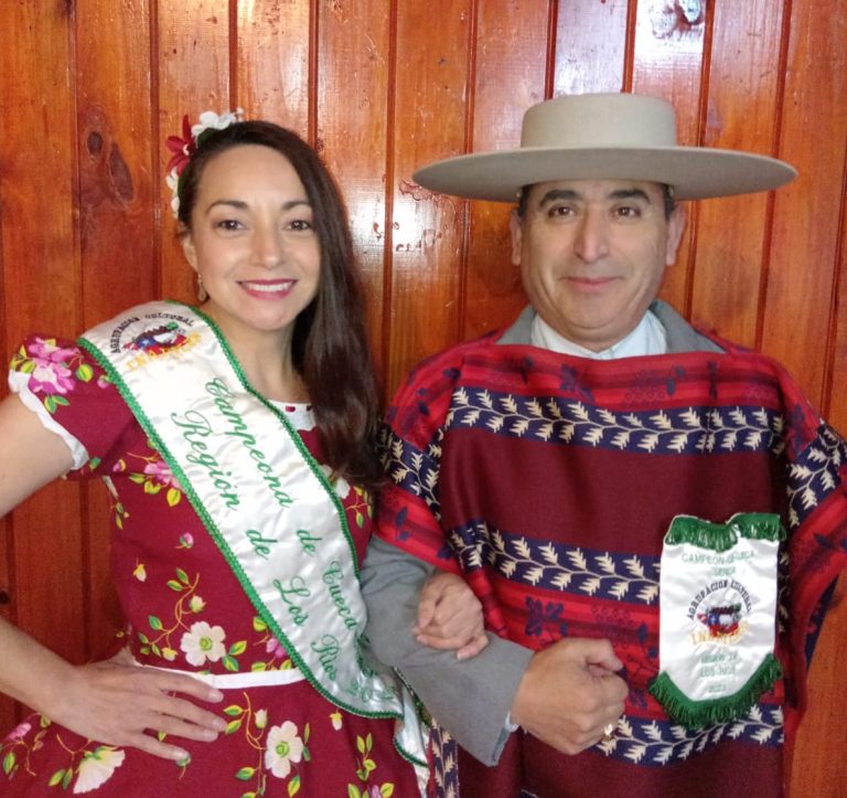 Unioninos Aland Rubio y Marjorie Villalón representarán a Los Ríos en Nacional de Cueca Senior