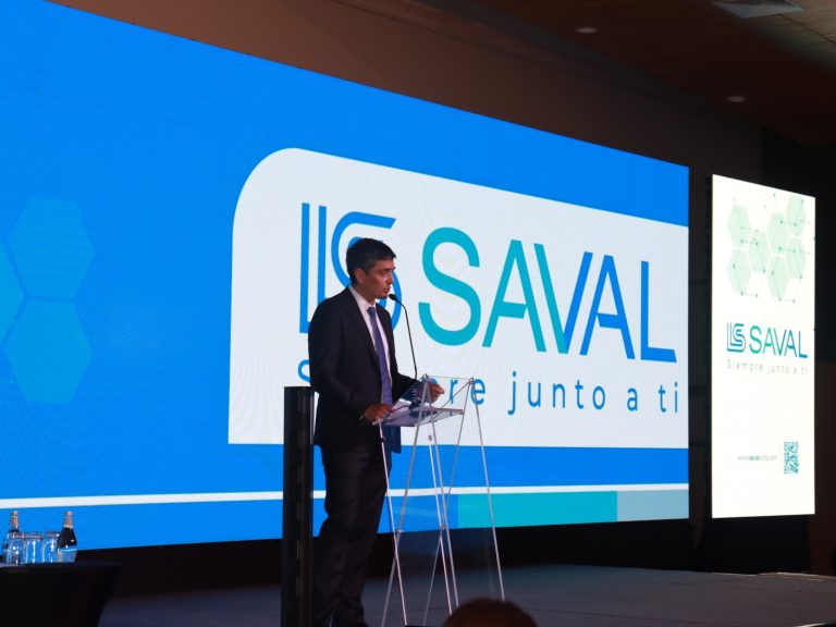 Laboratorios SAVAL actualiza su imagen corporativa como parte de plan de crecimiento a nivel regional