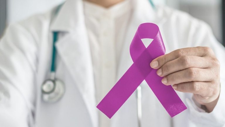 Muertes por cáncer de mama aumentan un 10% en la Región de Los Ríos