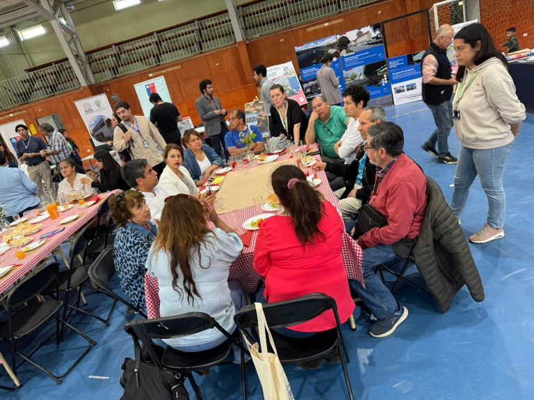 Vecinos y servicios públicos dan vida al primer encuentro ciudad justa