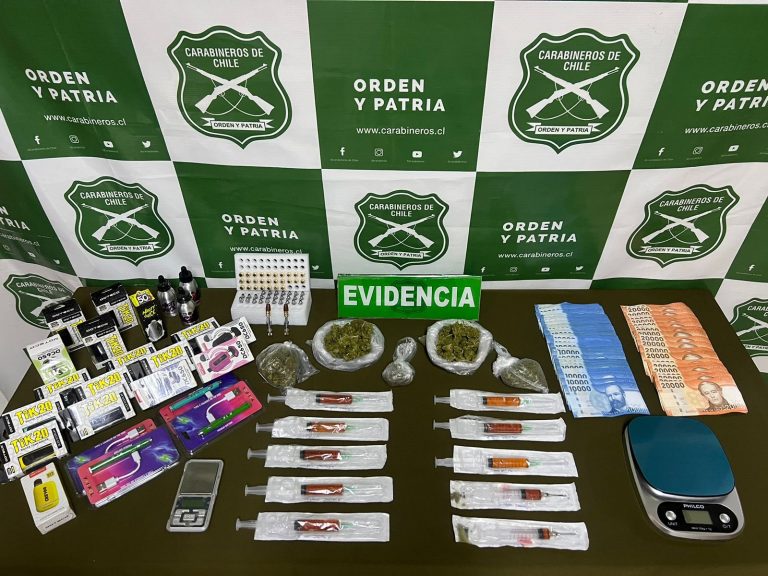 OS7 Valdivia incauta drogas y dinero en operativo en Mariquina