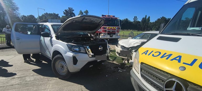 Accidente de tránsito en ingreso a Pelchuquín