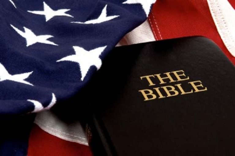 Las ventas de Biblias se disparan en EE. UU. y el Reino Unido: crecen más de 100 % desde 2019 en medio de una “búsqueda de esperanza”