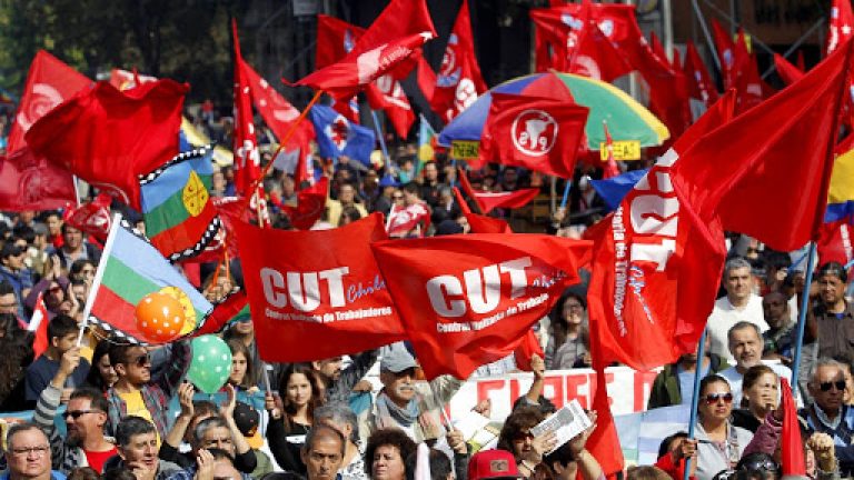 CUT convoca a Paro Nacional mientras negocian reajuste salarial con el Gobierno