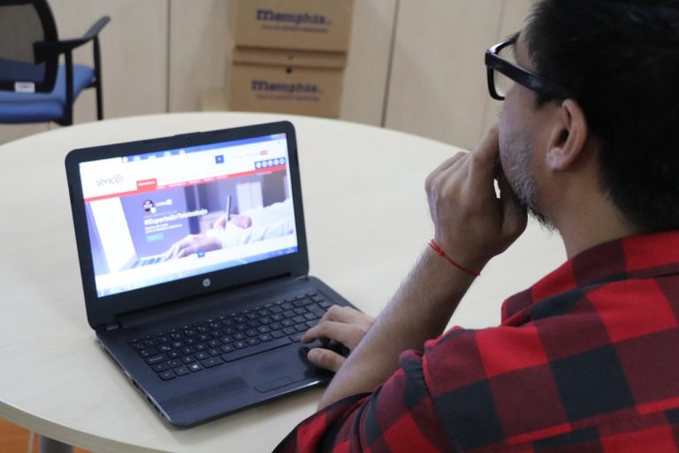 Invitan a postular a las 2.400 becas gratuitas y online del programa Talento Digital que imparte SENCE