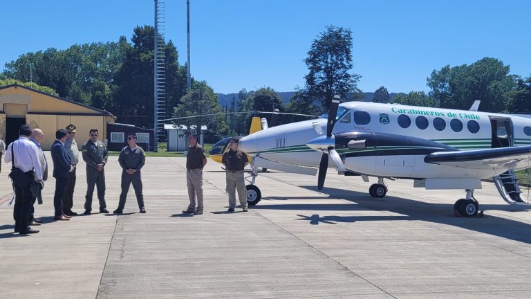 Carabineros de Chile despliega avión vigía en búsqueda de Julia Chuñil en Máfil