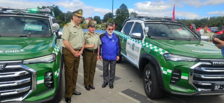 Carabineros de Los Ríos lanzan plan «Navidad Segura» recepcionando nuevos vehículos