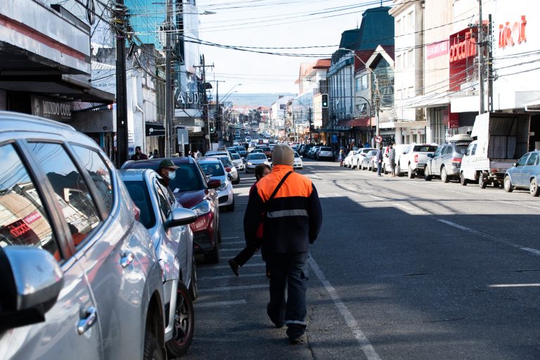Municipio de Valdivia cambiará empresa de parquímetros contratada el 2012 por incumplimientos graves