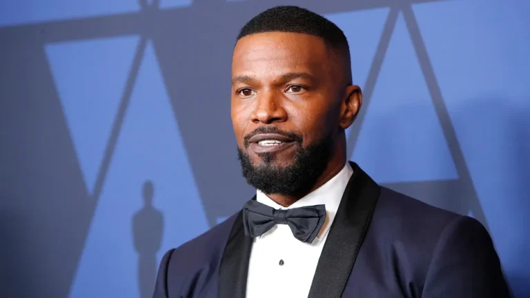 Jamie Foxx le da crédito a Dios y al poder de la oración por una recuperación milagrosa después de un derrame cerebral
