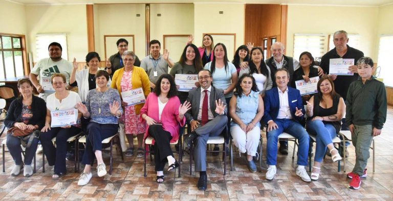 Siete organizaciones de Río Bueno reciben recursos del Fondo Presidente de la República