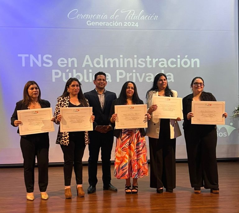 Más de 200 estudiantes se titularon en el CFT Estatal de Los Ríos en sus sedes de La Unión, Paillaco y Panguipulli