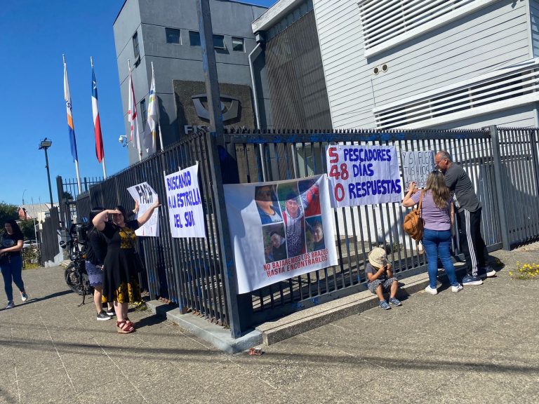 Familiares de tripulantes de la embarcación «Estrella del Sur» exigen respuestas