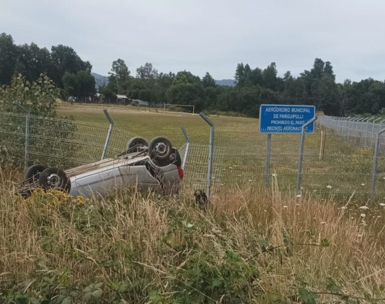 Accidente se registró esta mañana en sector Puyehue de Panguipulli