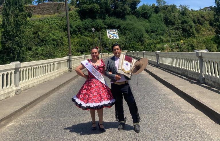 Matrimonio de Río Bueno representará a Los Ríos en campeonato nacional de cueca