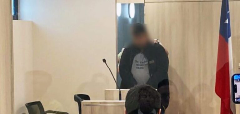 Prisión preventiva para patrón de lancha que naufragó en Bahía Mansa donde murieron 7 personas