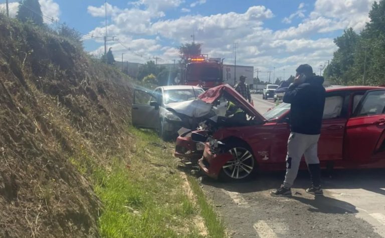 Colisión camino a Puerto Octay dejó dos personas lesionadas
