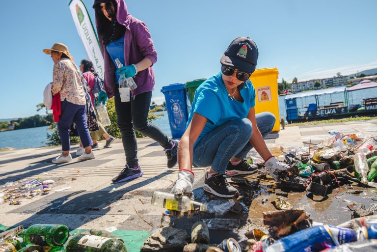 Convocan a jornada de limpieza del río Calle-Calle post Noche Valdiviana