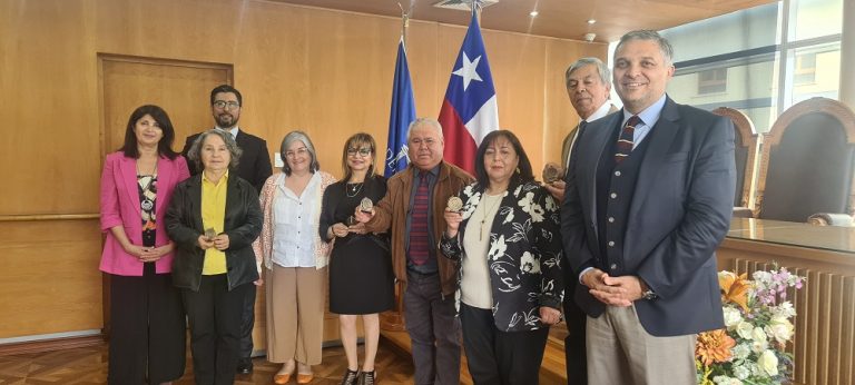 Corte de Apelaciones de Valdivia reconoce trayectoria y aporte de funcionarios que se acogieron a retiro