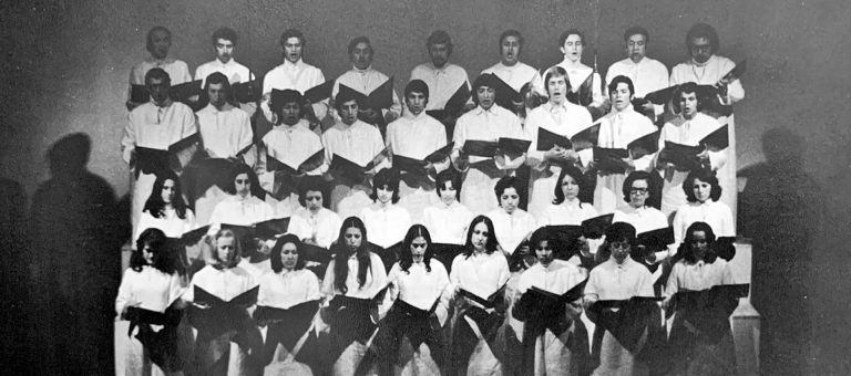 Inaugurarán exposición «Por muchos años, 70 años del Coro UACh»
