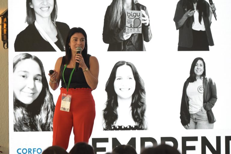 Triple convocatoria de Corfo apoyará a emprendedoras