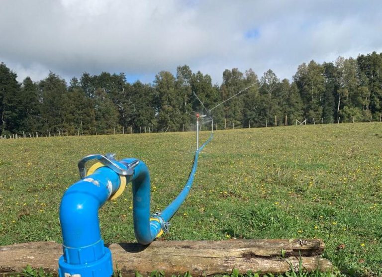 Invitan a agricultores de Los Ríos a participar en concurso de tecnificación de riego