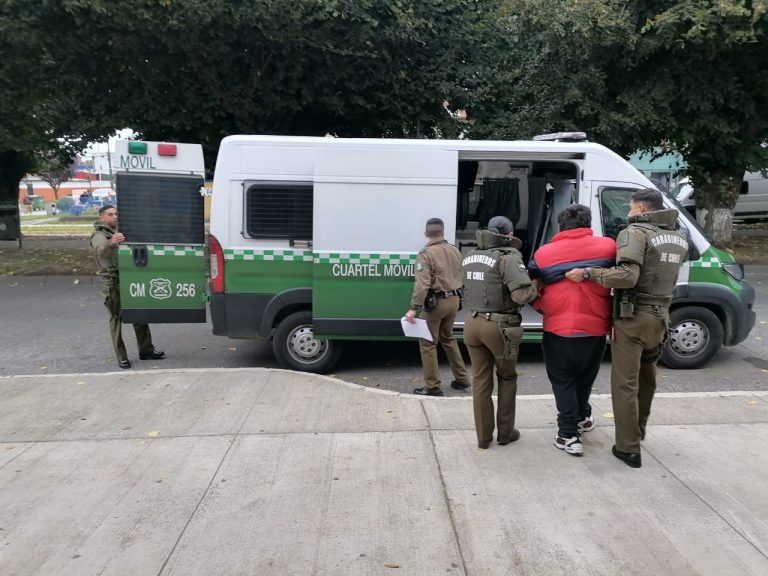 Carabineros de Río Bueno detiene a hombre por homicidio frustrado tras ataque con arma blanca