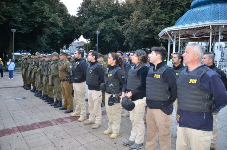 PDI y Carabineros llevaron a cabo masiva fiscalización migratoria en Valdivia