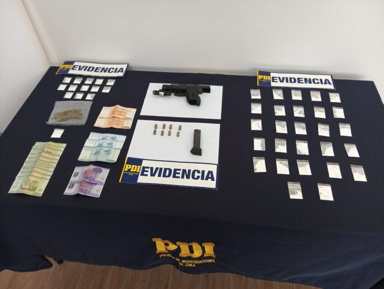 En Río Bueno y La Unión PDI incauta droga y armas: 5 sujetos son detenidos