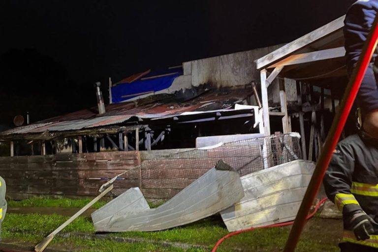 Joven de 21 años pierde la vida en trágico incendio en Puerto Octay
