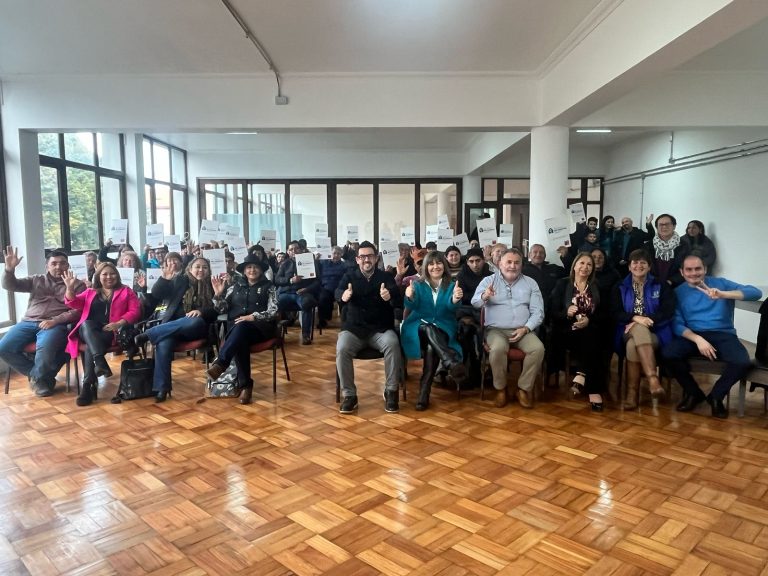 35 familias unioninas recibieron sus títulos de dominio