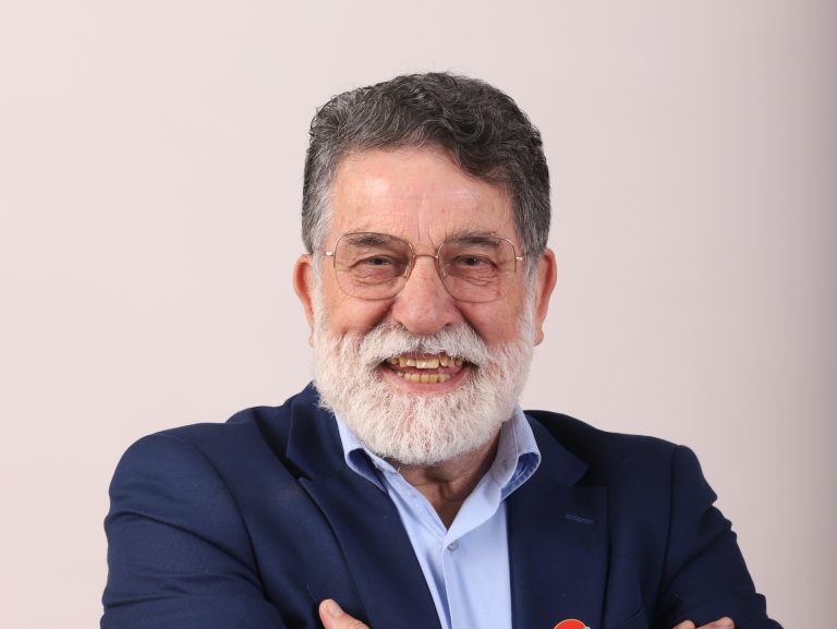 obras paralizadas se ponen de pie