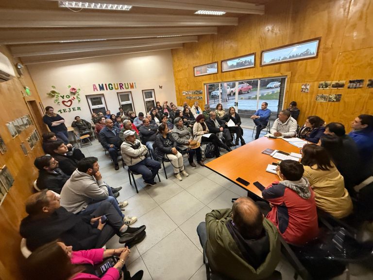 Dirigentes exigen retomar obras del Hospital de La Unión y llaman a movilizarse este domingo