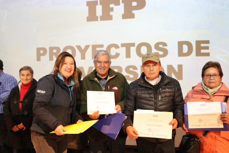 INDAP entrega más de $153 millones a pequeños agricultores de Paillaco