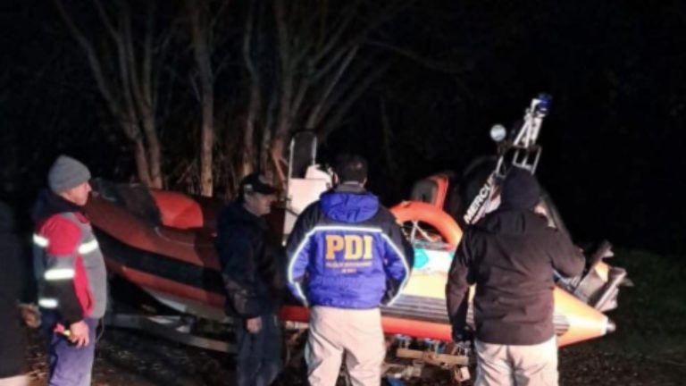Hallan calzado con presuntos restos de extremidad humana en el sector La Barra en el río Bueno
