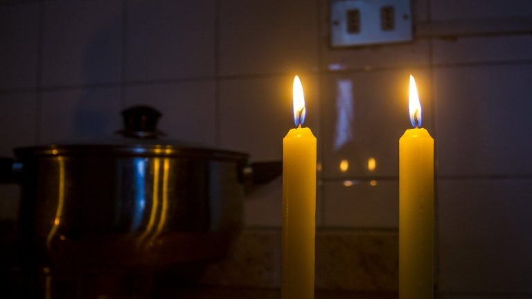 Corte de energía afecta a más de 4.600 clientes de Saesa en Futrono