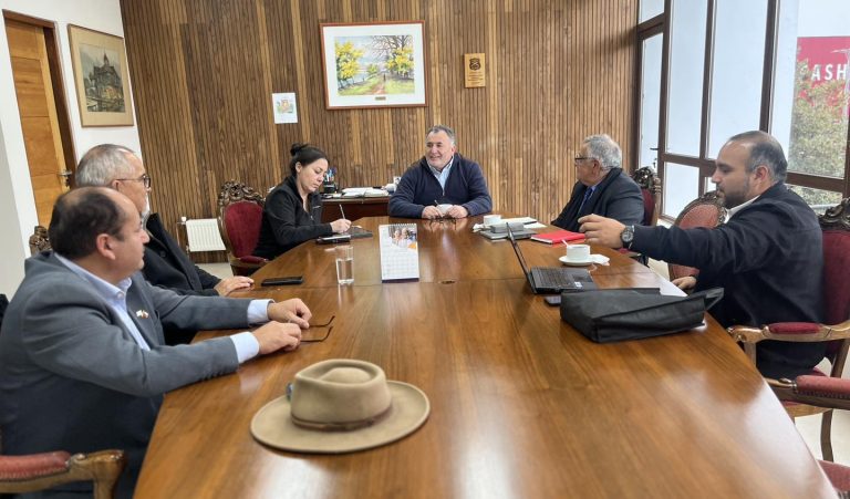 La Unión fortalece lazos internacionales con India