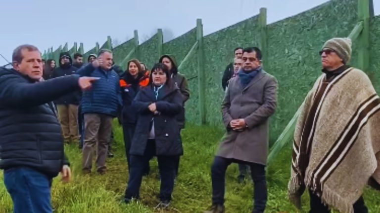 Multigremial del Hospital de La Unión denuncia exclusión y politización en visita oficial al terreno del nuevo recinto de salud