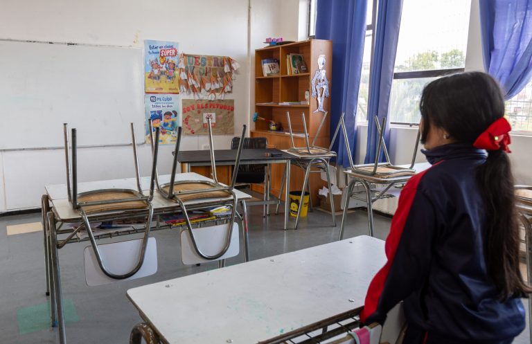Más de 29 mil escolares con ausentismo crónico en la región de Los Ríos el primer semestre