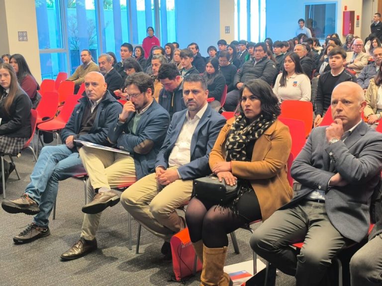 Convenio busca fortalecer formación técnico profesional en sector silvoagropecuario de Los Ríos