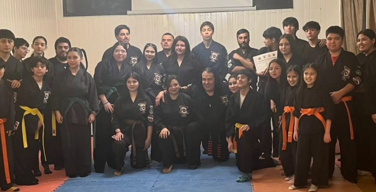Kenpoistas de La Unión, Río Bueno y Chonchi recibieron nuevas categorías en American Kenpo