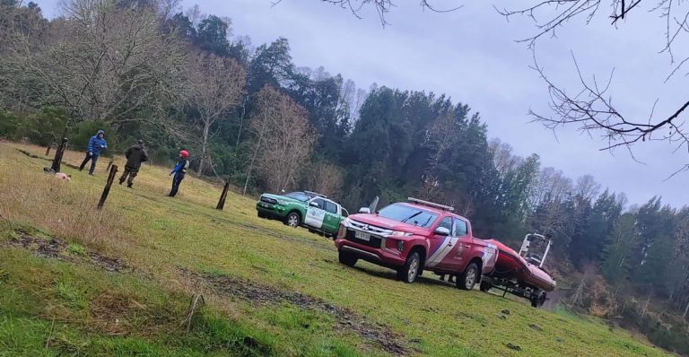 Continúa búsqueda de adulto y menor desaparecidos en el río Pilmaiquén