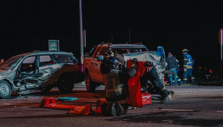 Cuatro personas resultan heridas tras choque de dos vehículos en Osorno
