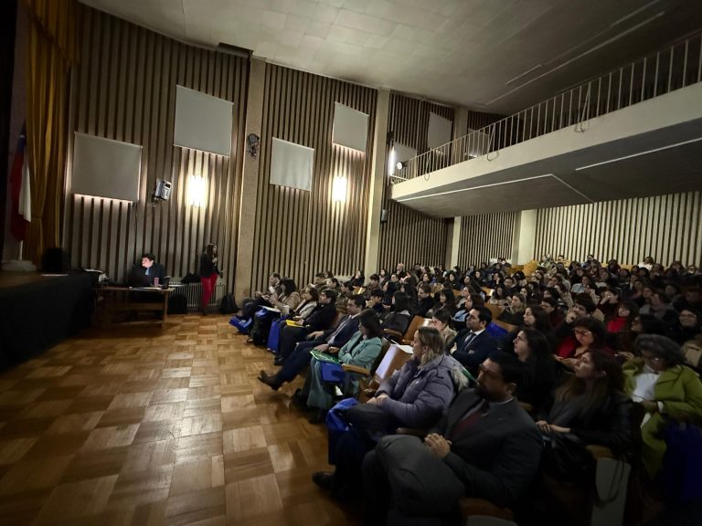 Con más de 200 asistentes se realizó con éxito el 2° Seminario “Fortaleciendo la protección a la niñez y la adolescencia” en La Unión